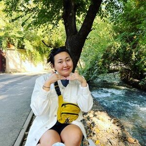 Meet your Posher, Gyuzel